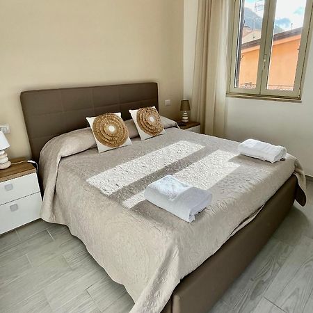 La Dependance Aparthotel Шила Екстериор снимка